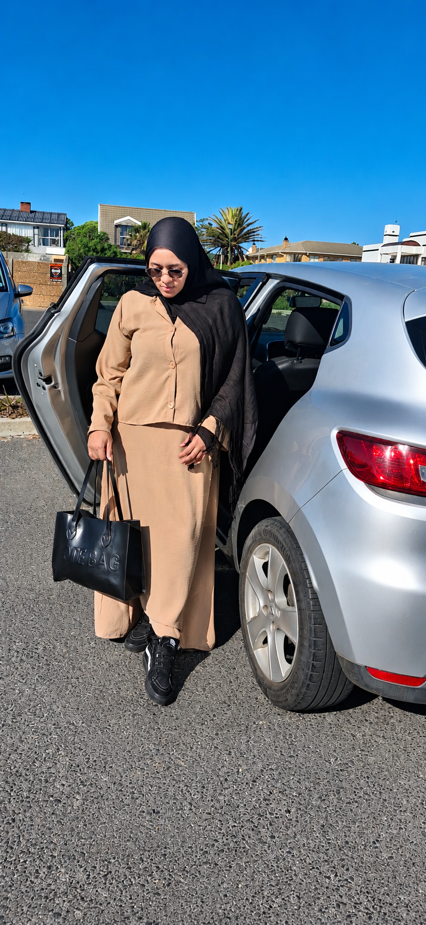 THE NUR SET
