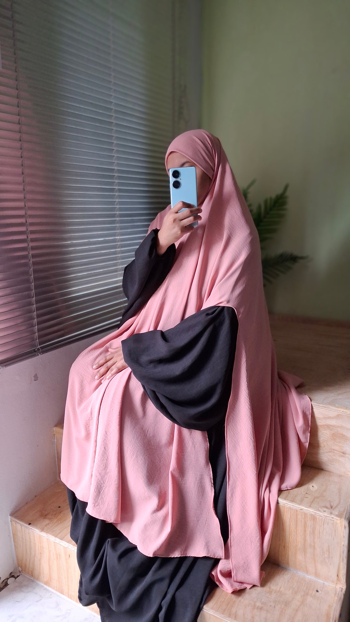 LAYLA KHIMAR