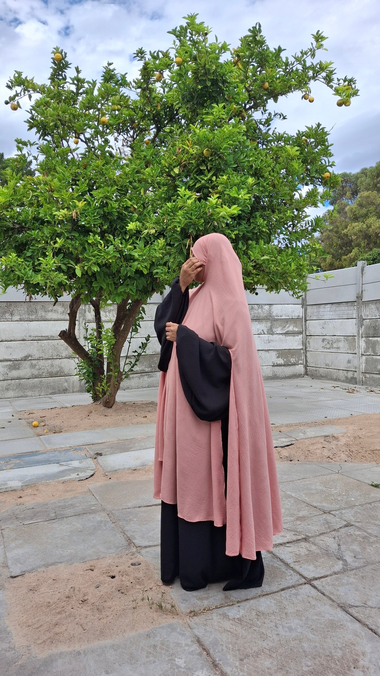 LAYLA KHIMAR